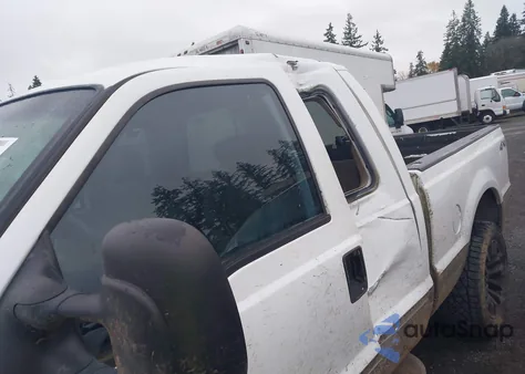 2002 Ford F-250 Lariat/Xl/Xlt z USA, uszkodzony, nr VIN 1FTNX21F72EB41864